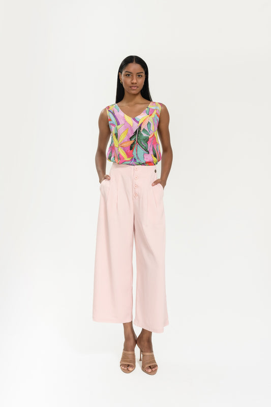 BLUSA DE TIRANTES ESTAMPADA CON HOJAS – ESCOTE EN V Y TEJIDO DE VISCOSA FRESCA