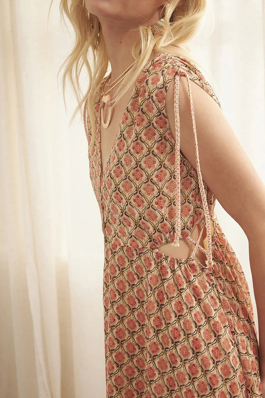 VESTIDO MIDI CUT-OUT ESTAMPADO